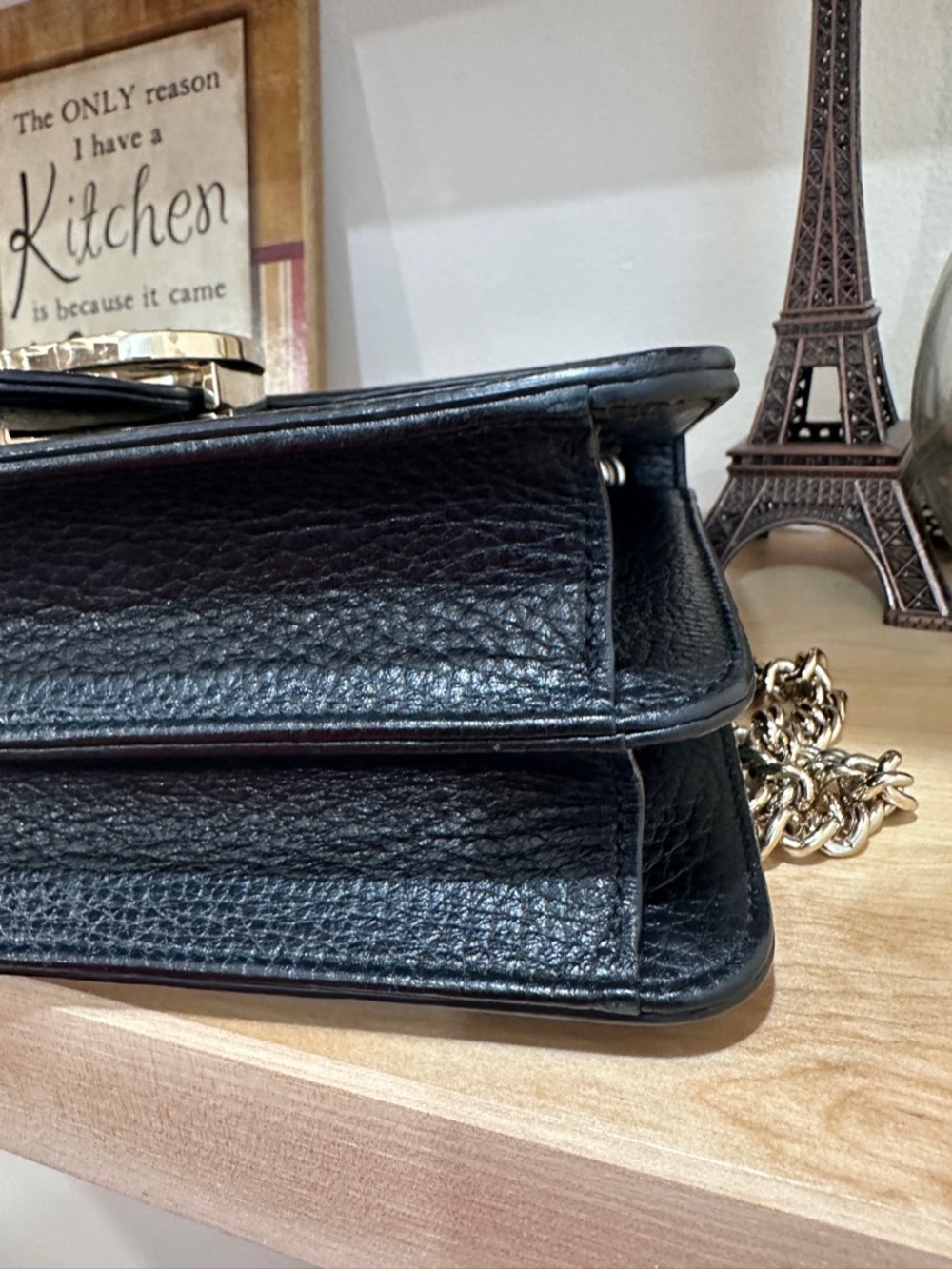 ✨ Gucci Dollar Calfskin Interlocking G Shoulder Bag – Black | Classic & Timeless - Picture 10 of 16